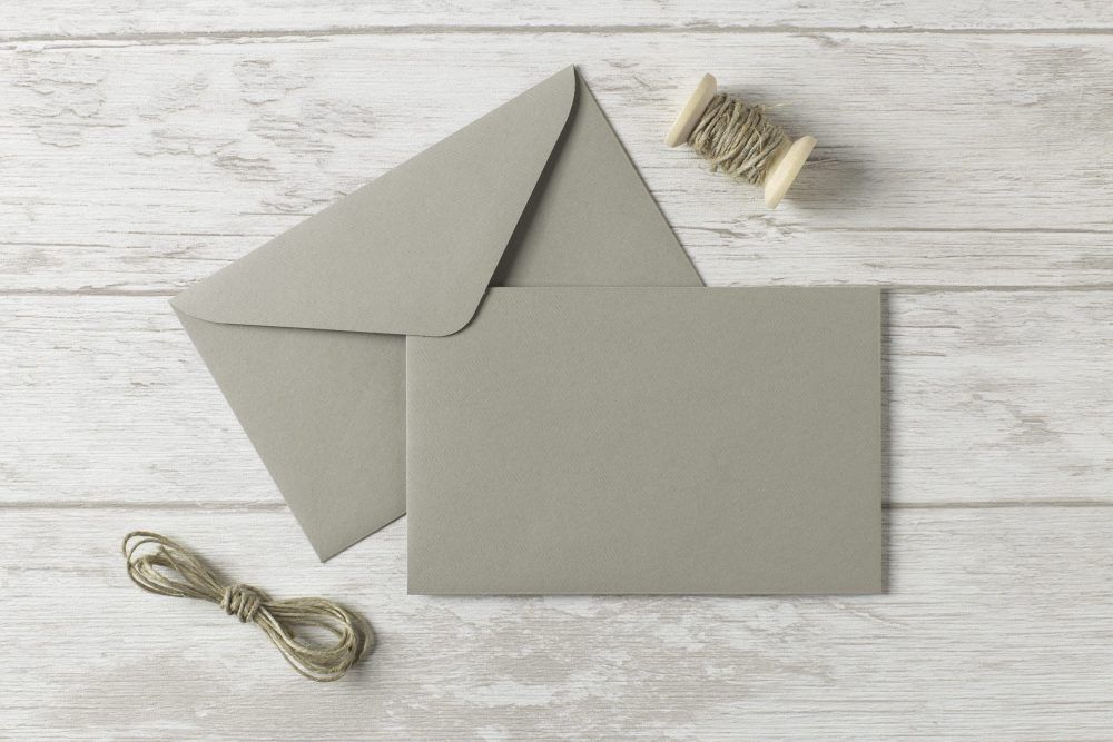 SOBRES PREMIUM 90x140mm GRIS